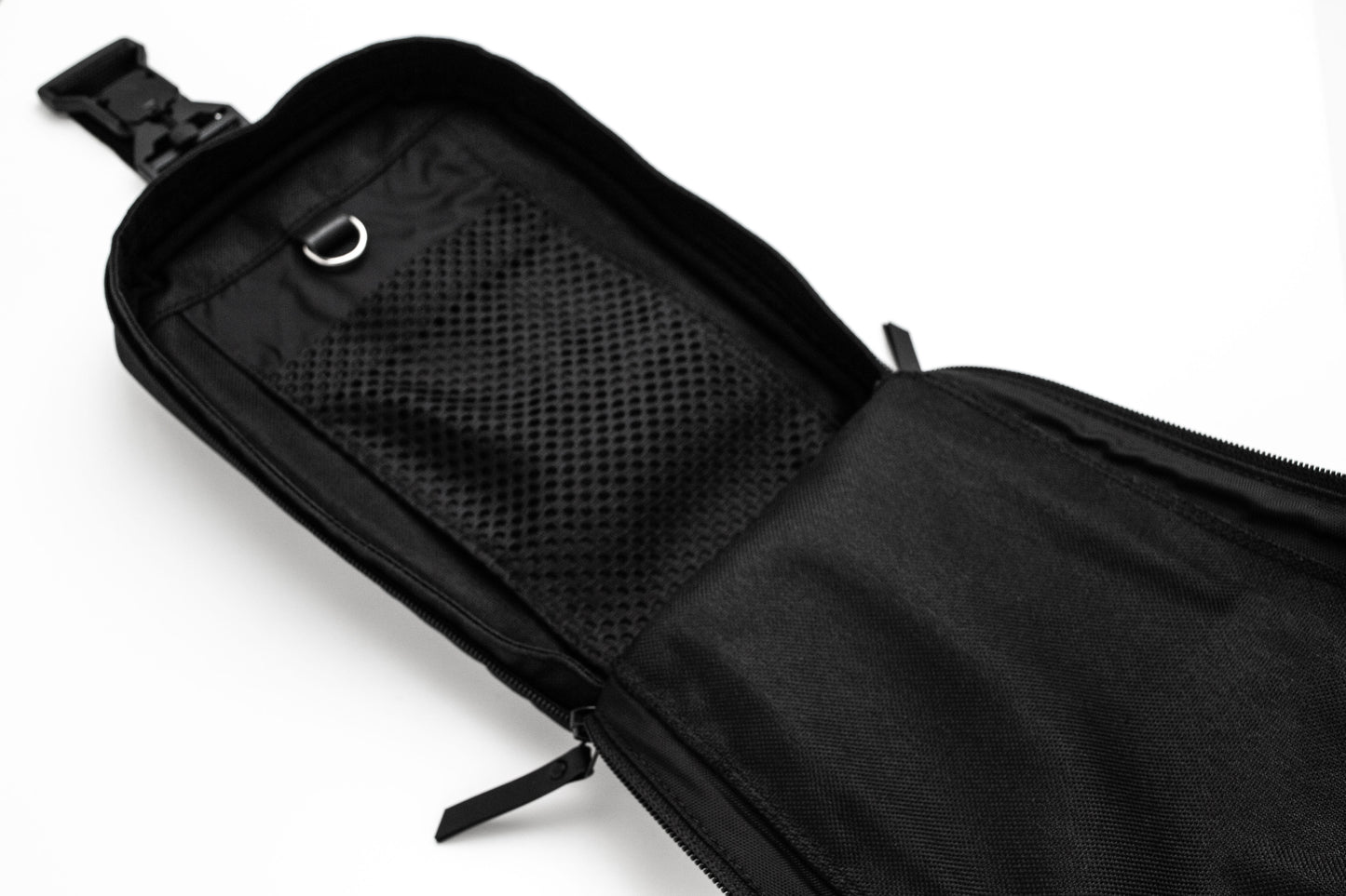 VARSANT Crossbody Sling Bag 3L – Black Denier