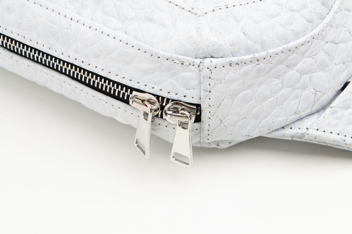 VARSANT Crossbody Sling Bag 3L – Crackle White Leather