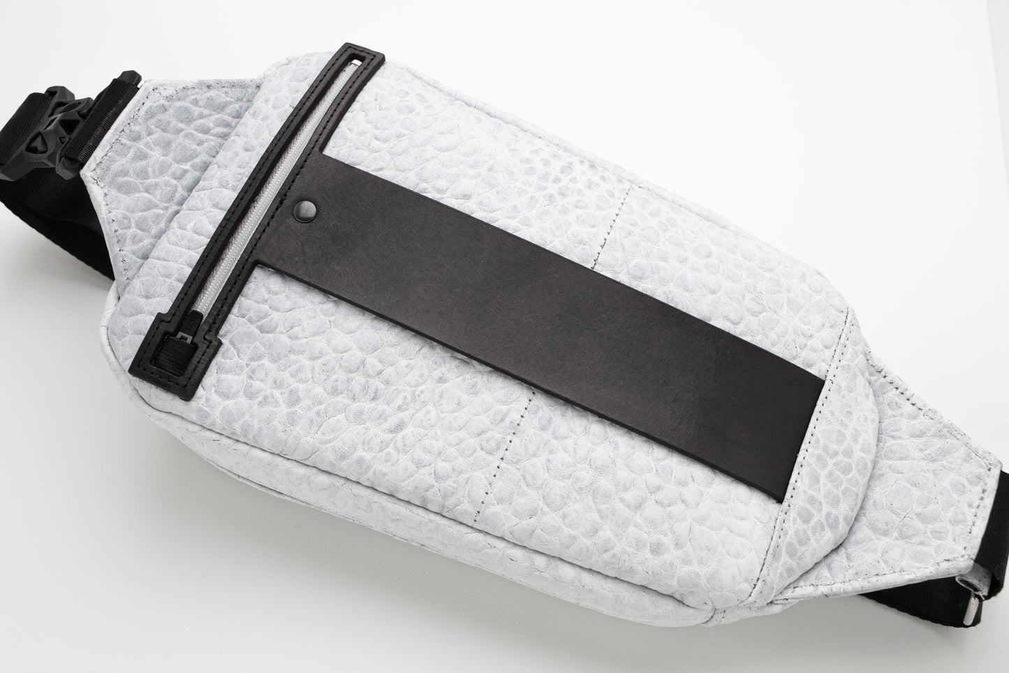 VARSANT Crossbody Sling Bag 3L – Crackle White Leather